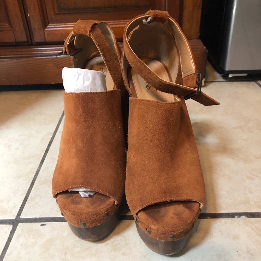 Sole Child Rose Heels size 8